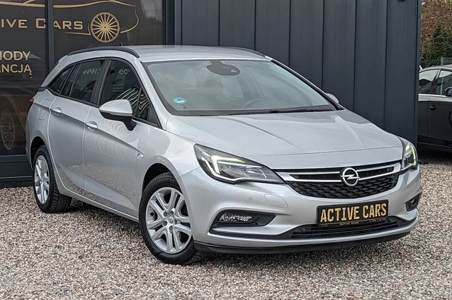 Opel Astra cena 36999 przebieg: 168000, rok produkcji 2016 z Mrocza małe 497